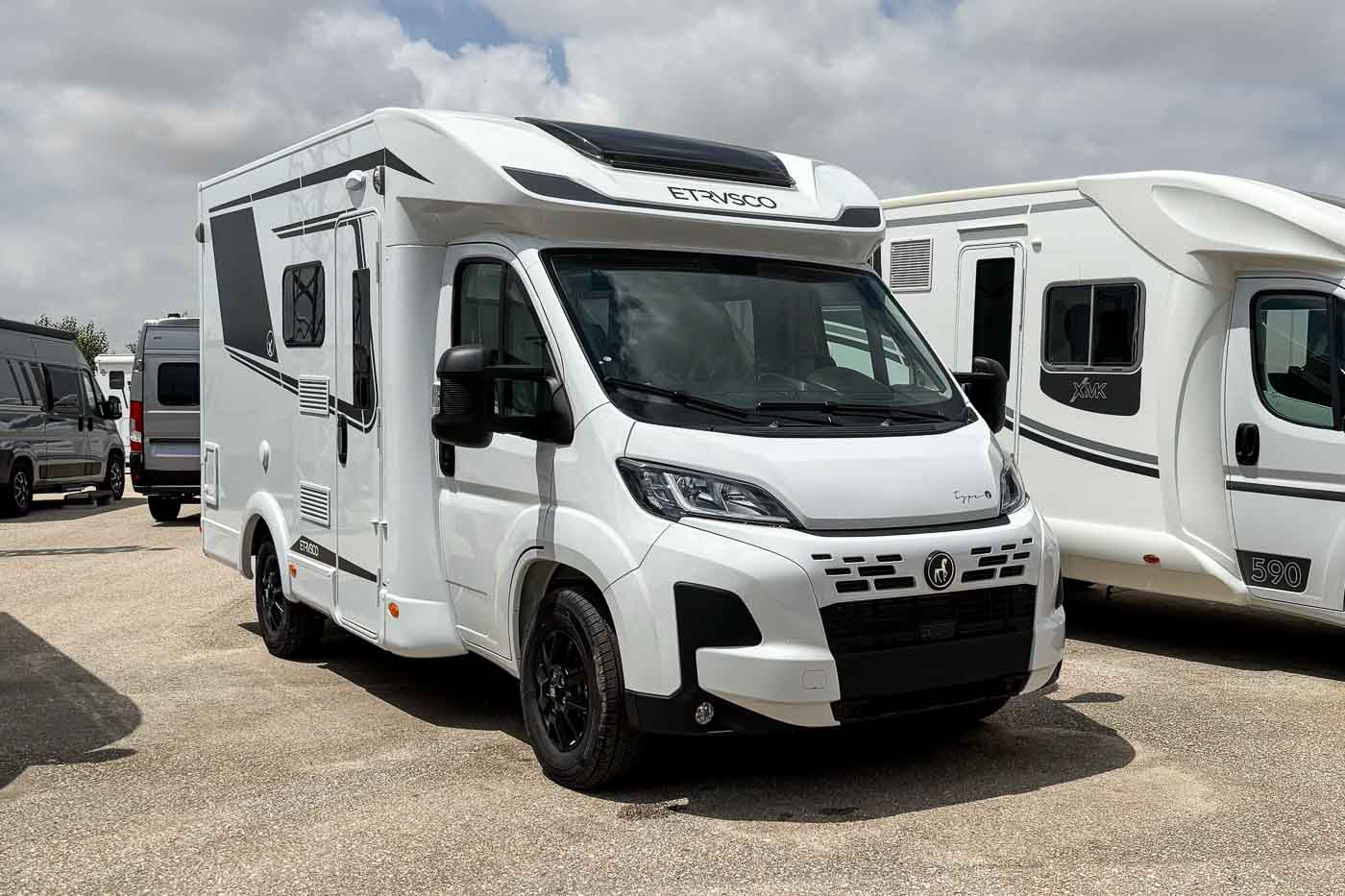 Autocaravana Etrusco T 5900 FB en Autocaravanas Hidalgo